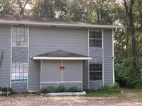 Building Photo - 524 N Pierce St