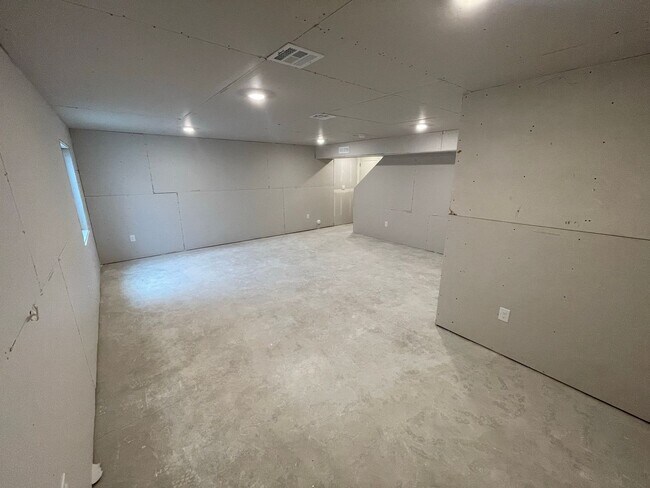 Building Photo - LaGrand at Old Sorrel!!