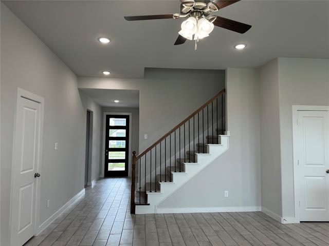 Building Photo - 831 Rosebud Trl