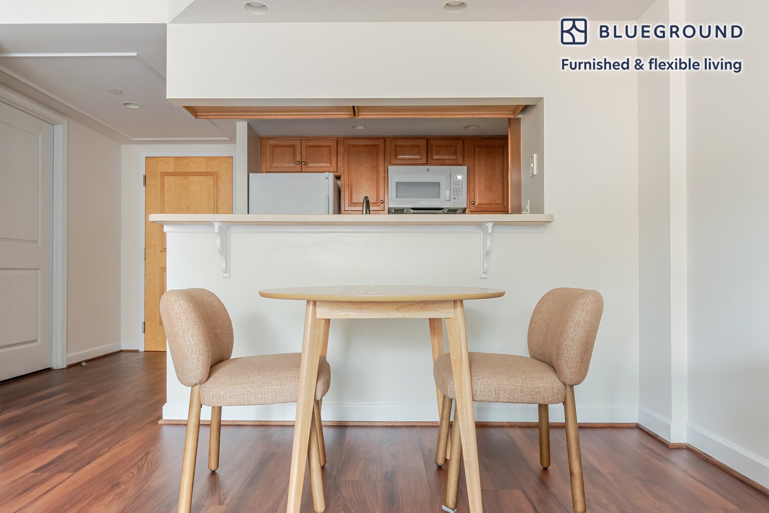 Building Photo - 3900 Fairfax Dr