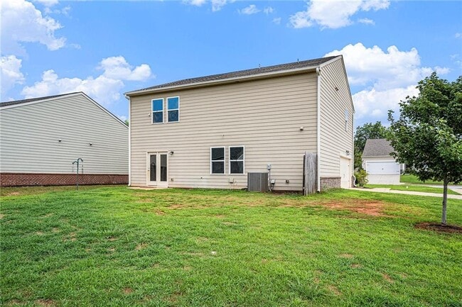 Building Photo - 10 Nordette Ln