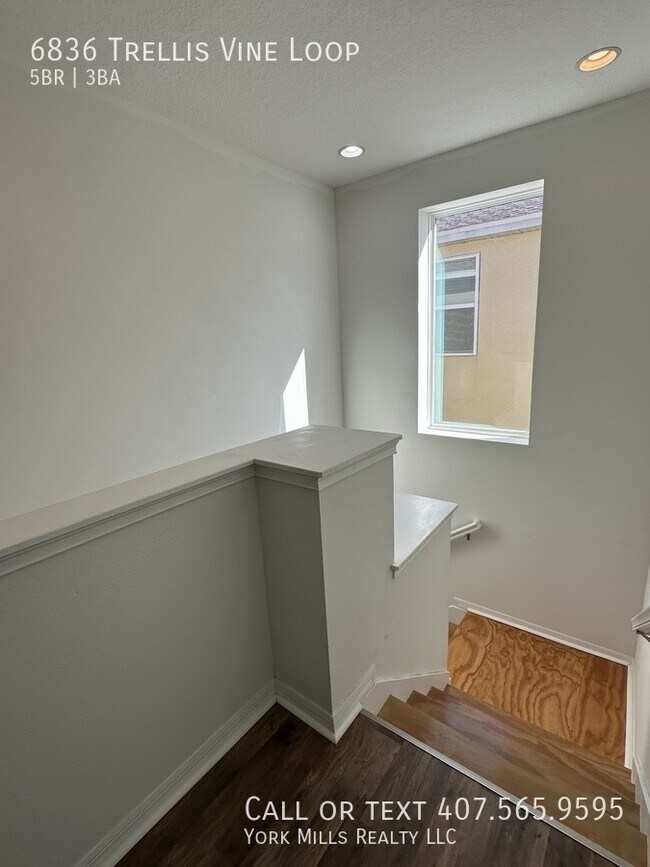 Building Photo - 6836 Trellis Vine Loop