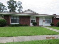 Building Photo - 251 Rast St