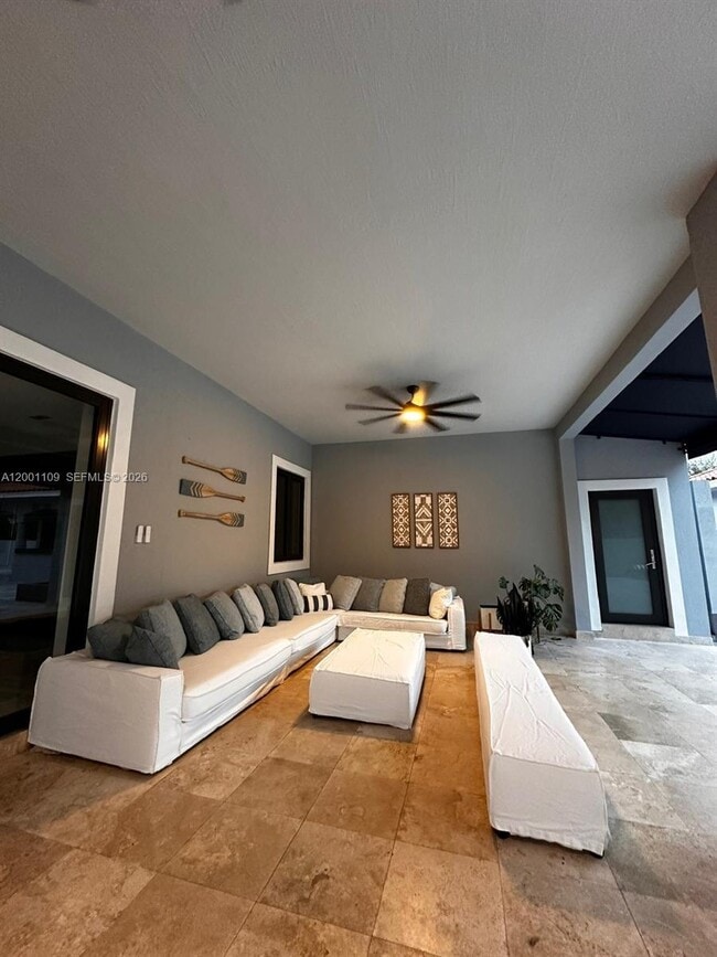 Building Photo - 223 NW 129th Ave