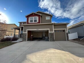 Building Photo - Beautiful Home in Windsor