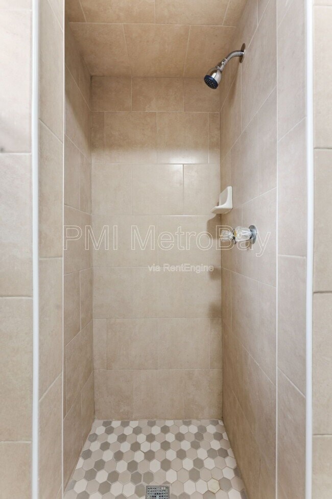 Building Photo - 2914 N 10th St