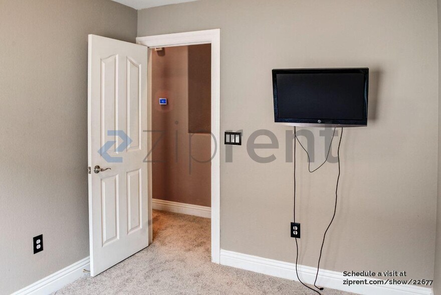 Building Photo - 4613 Bell Cord Ave