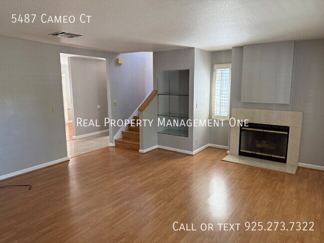 Building Photo - 5487 Cameo Ct