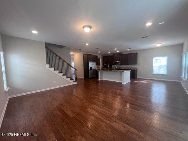 Building Photo - 37 Fernbrook Dr