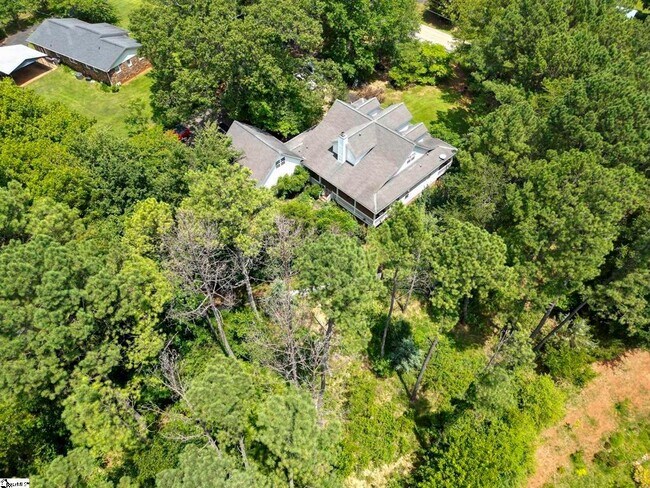 Building Photo - 441 Liberty Hwy