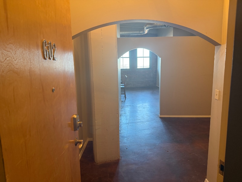 Building Photo - 200 Main St