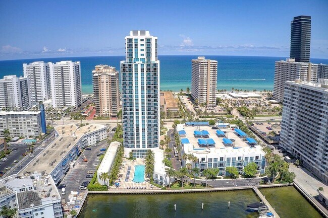 Building Photo - 1945 S Ocean Dr