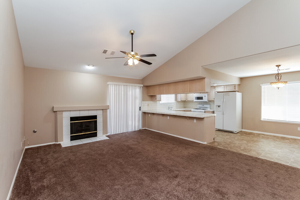 Building Photo - 334 Oak Canyon Dr