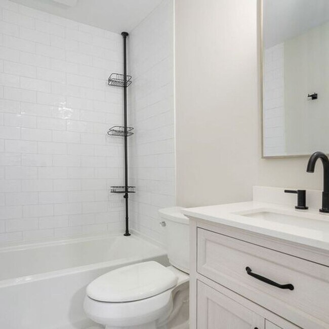 Building Photo - Beautifully updated 3 bedroom home in Ambler!!