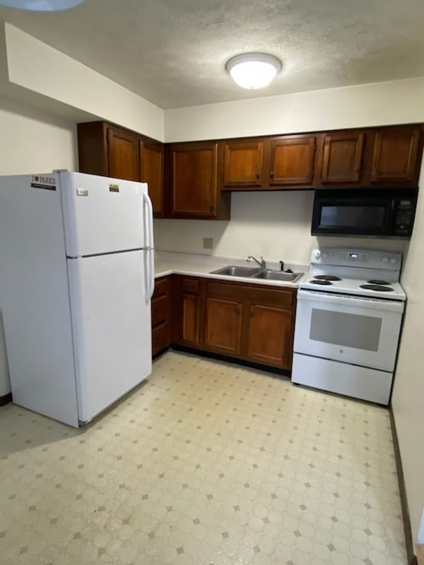 Building Photo - 1102 Bluewater Dr