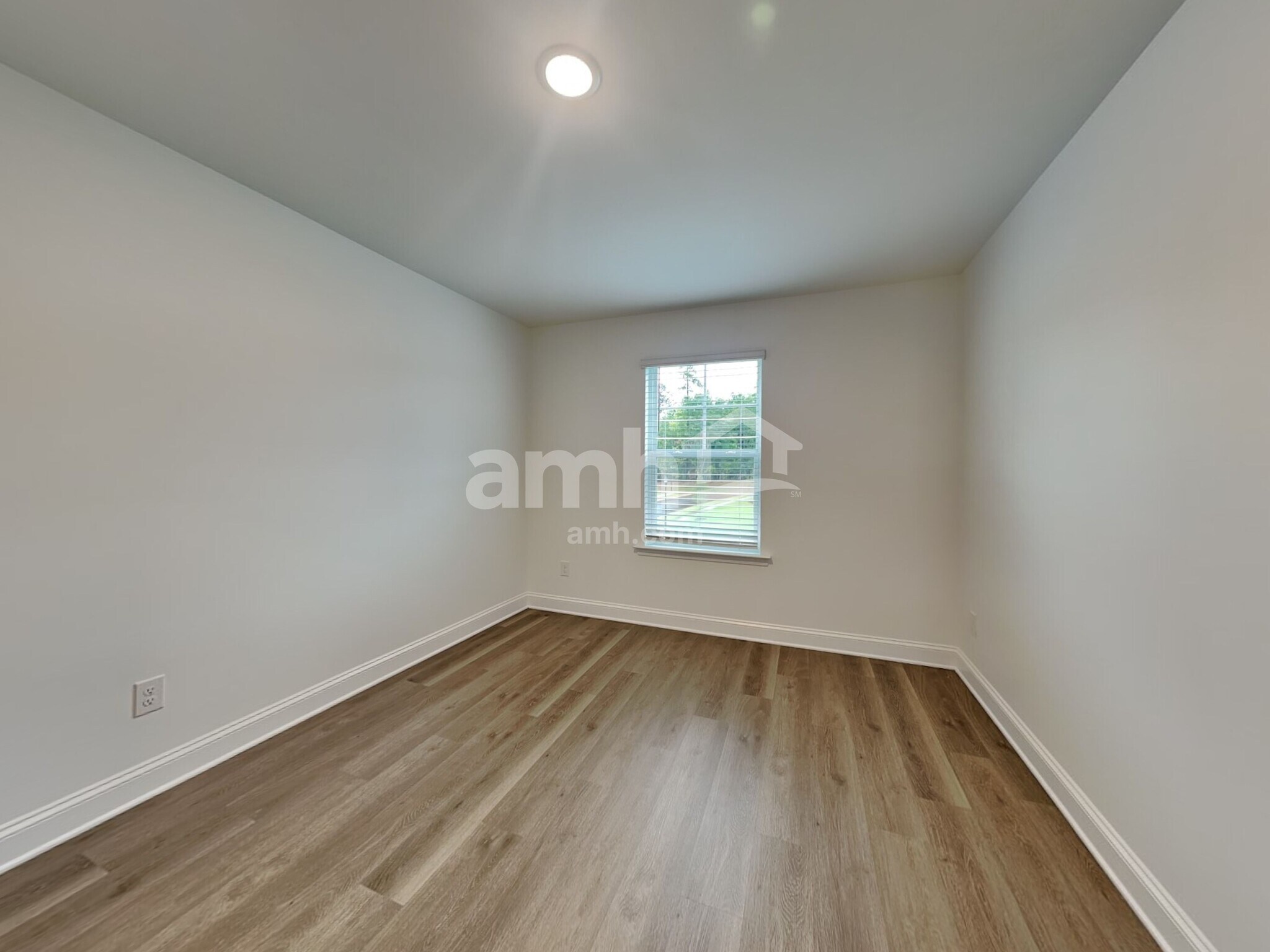 Building Photo - 6066 Rosemore Ln