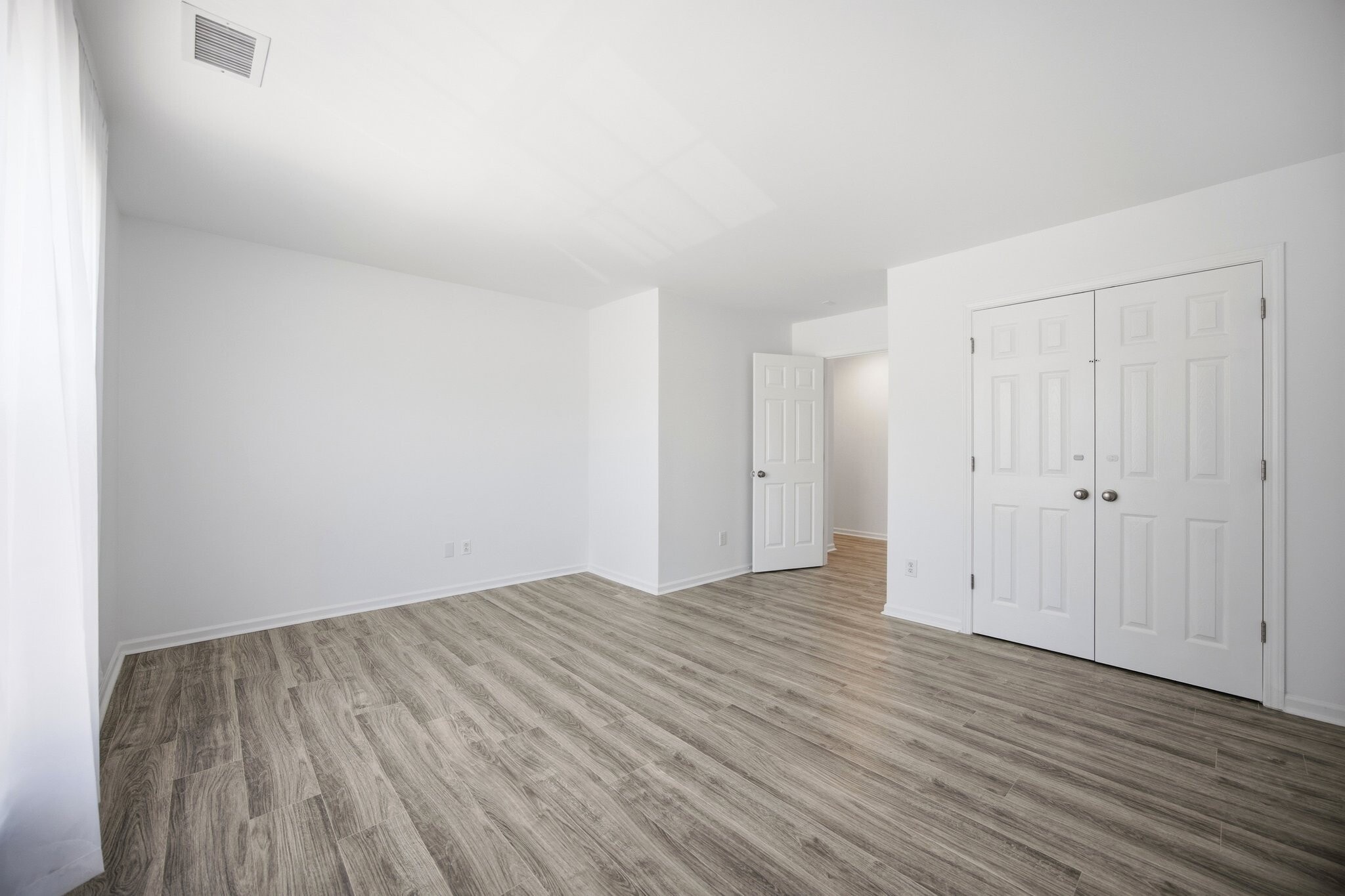 Building Photo - 8502 Appledale Dr