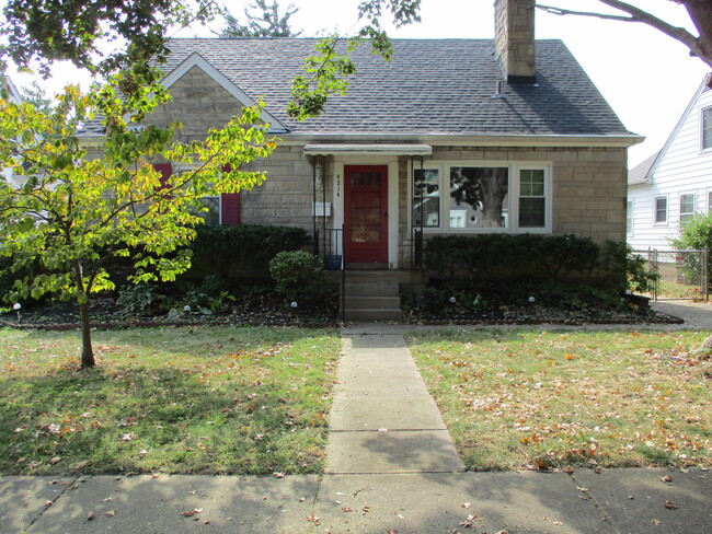Primary Photo - 4214 Winchester Rd
