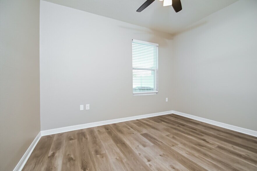 Building Photo - 8206 Harwich Port Ln