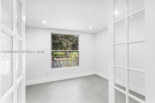 Building Photo - 4520 NW 3rd Ave