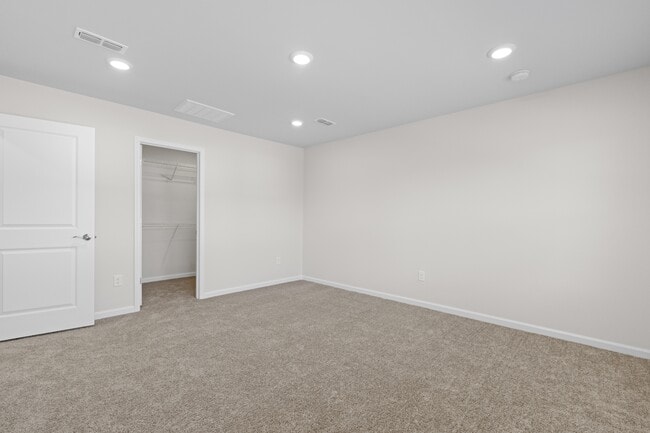 Building Photo - 2136 Grouse Ski Cir