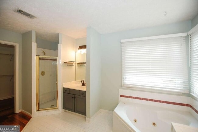 Building Photo - 435 Chandler Ct