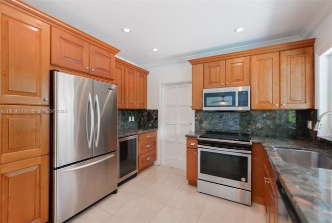 Building Photo - 3615 Riviera Ct