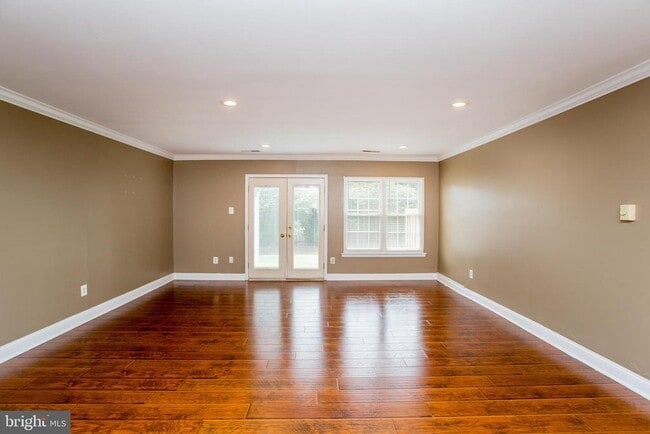 Building Photo - 17 Taylors Way