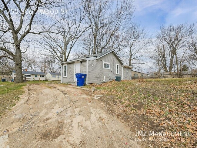 Building Photo - 750 Scottwood St