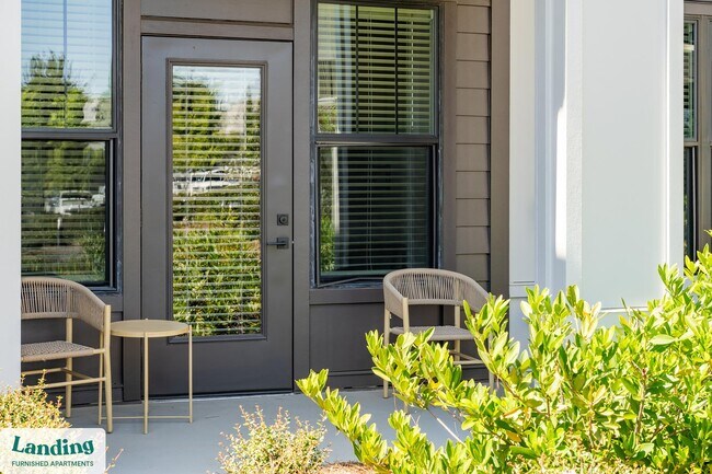 Building Photo - 1559 W 9 Mile Rd