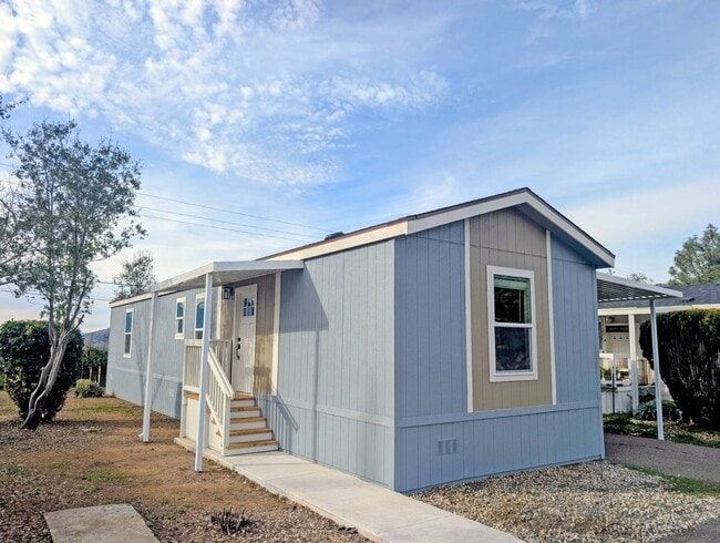 Building Photo - 400 Sulphur Bank Dr