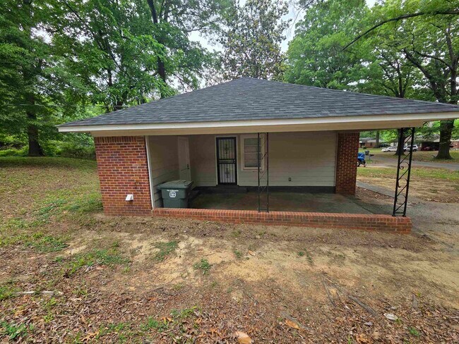 Building Photo - 5369 Lochinvar Rd