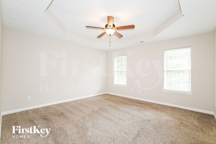 Building Photo - 130 Macadamia Ct