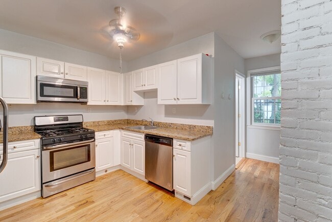 Building Photo - 79 Winchester Ave