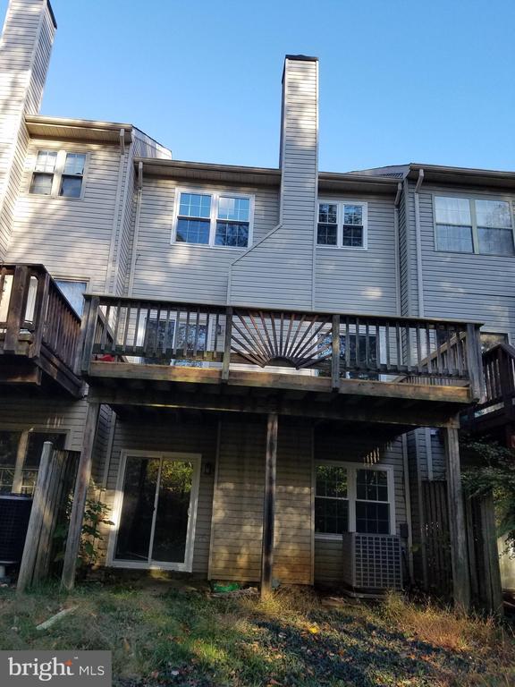 Building Photo - 9663 Horsham Dr