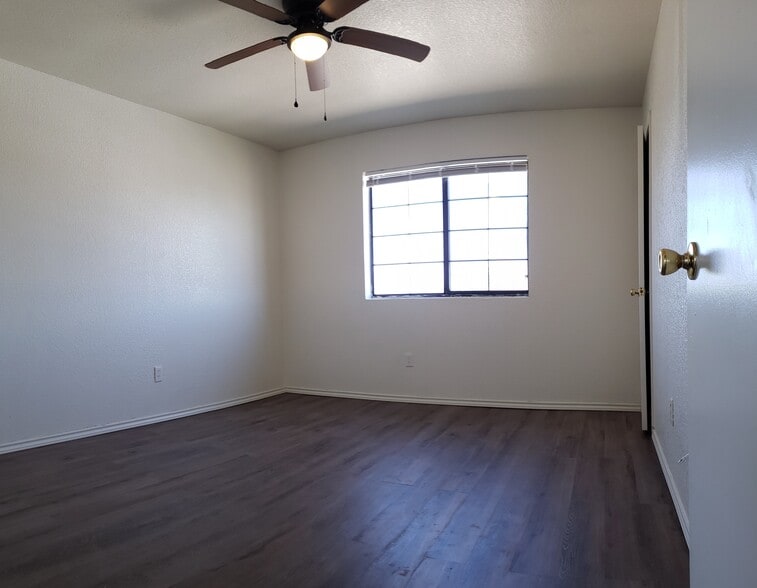 Main Bedroom - 1106 Shanarae Cir