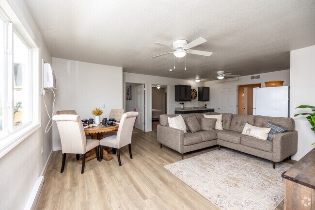 3BR, 2BA - Elizabeth/1,235 SF - Terrace View by Kading