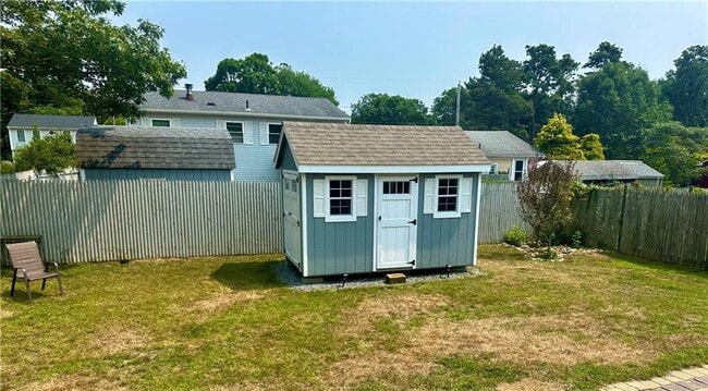Building Photo - 149 Holly Rd