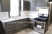 Building Photo - 307 Jefferson Ave