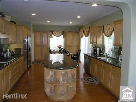 Building Photo - 5 br, 3 bath House - 5 Hollinwood