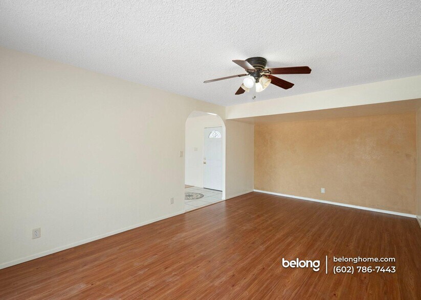 Building Photo - 2809 N Granite Reef Rd