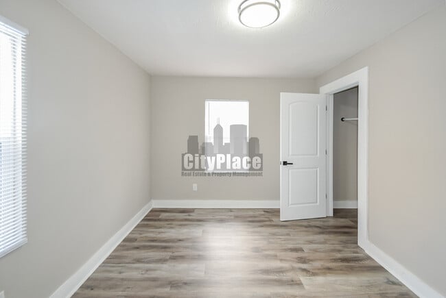 Building Photo - 3110 Guilford Ave