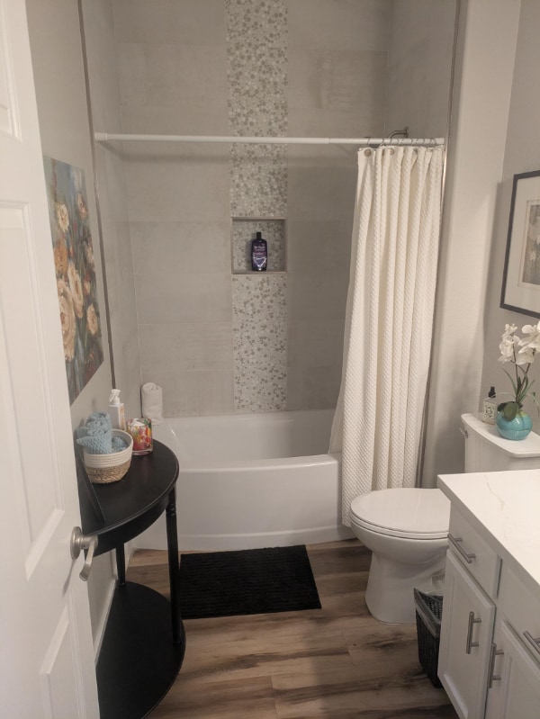 Building Photo - 2072 King St