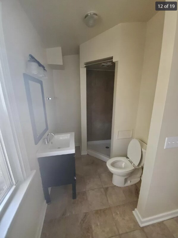 Building Photo - 1806 Mechanicsville Tpke