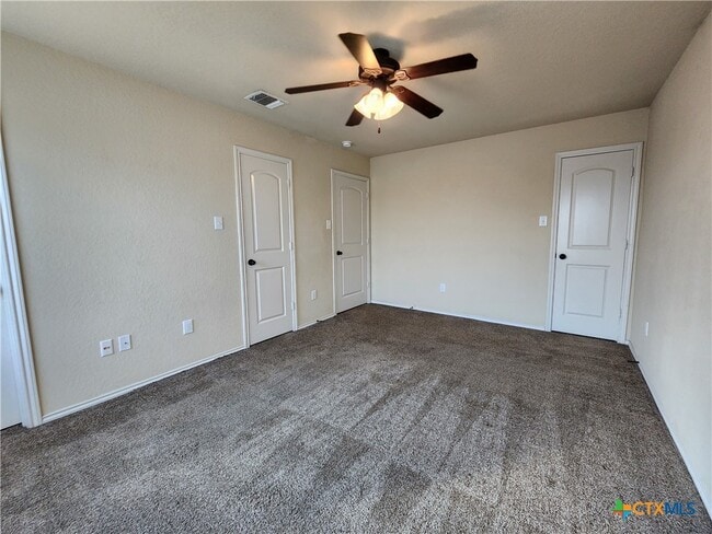 Building Photo - 501 Creekside Cir
