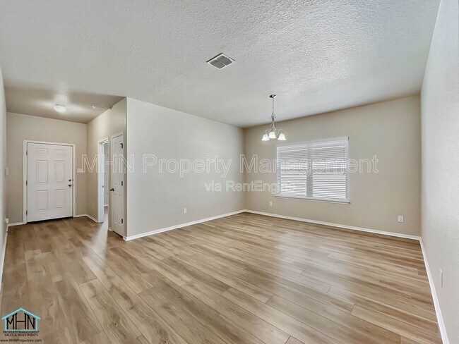 Building Photo - 7118 Marina Del Rey