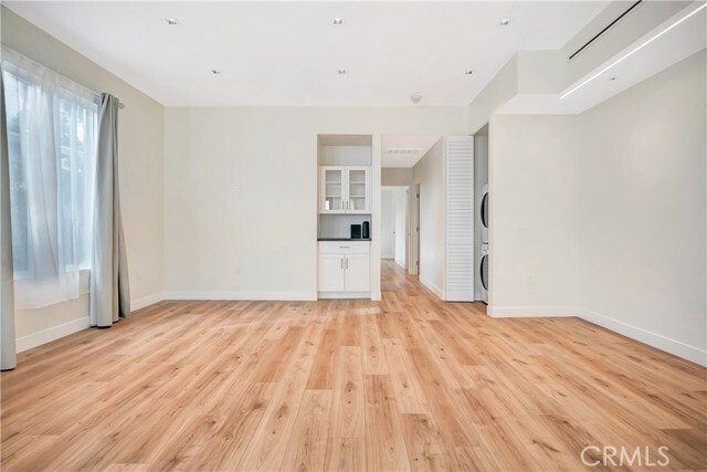 Building Photo - 6721 Rhea Ave