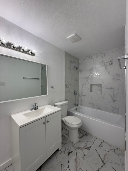 Building Photo - 7230 Grassy Trail