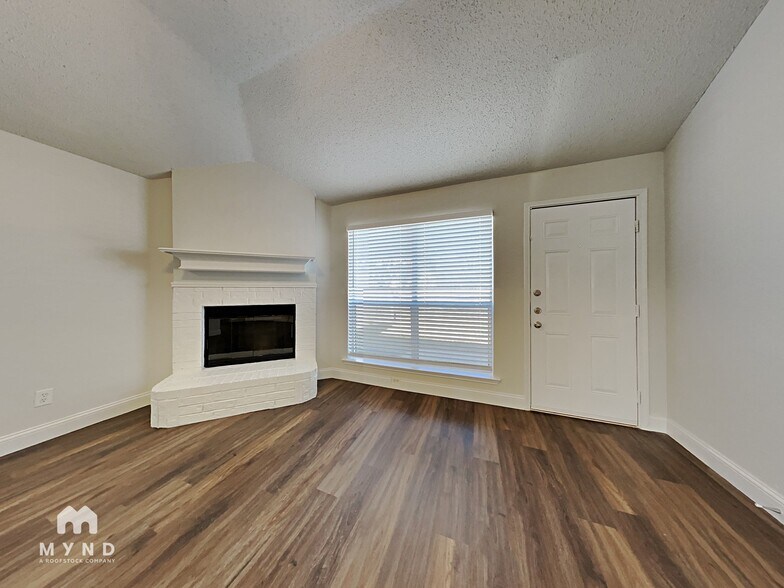 Building Photo - 3978 Sarasota Springs Dr