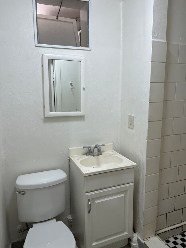 Building Photo - 3958 1/2 PARK BLVD.-